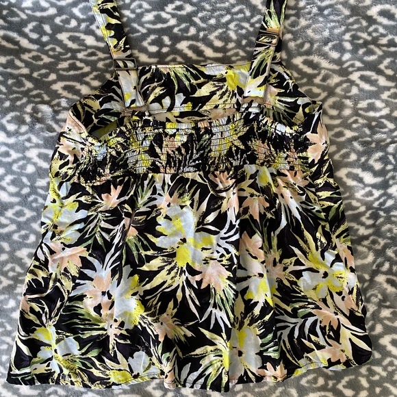 Volcom tropical tank - Picture 3 of 4